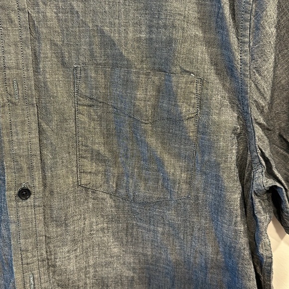 Banana republic collared shirt - Picture 2 of 6